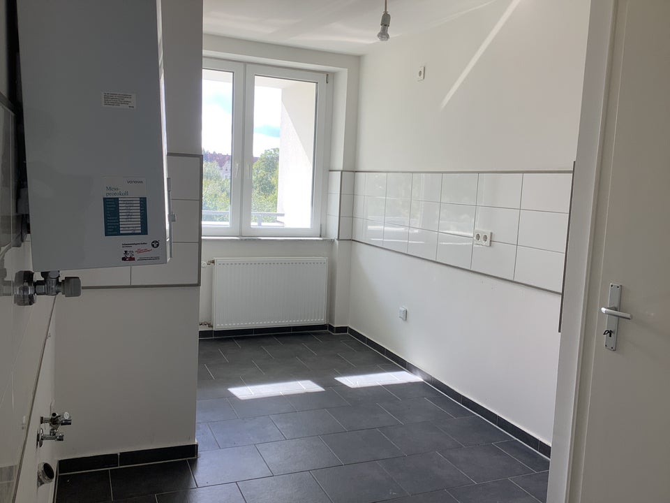 3-Zimmer-Wohnung mit Balkon - Foto 3