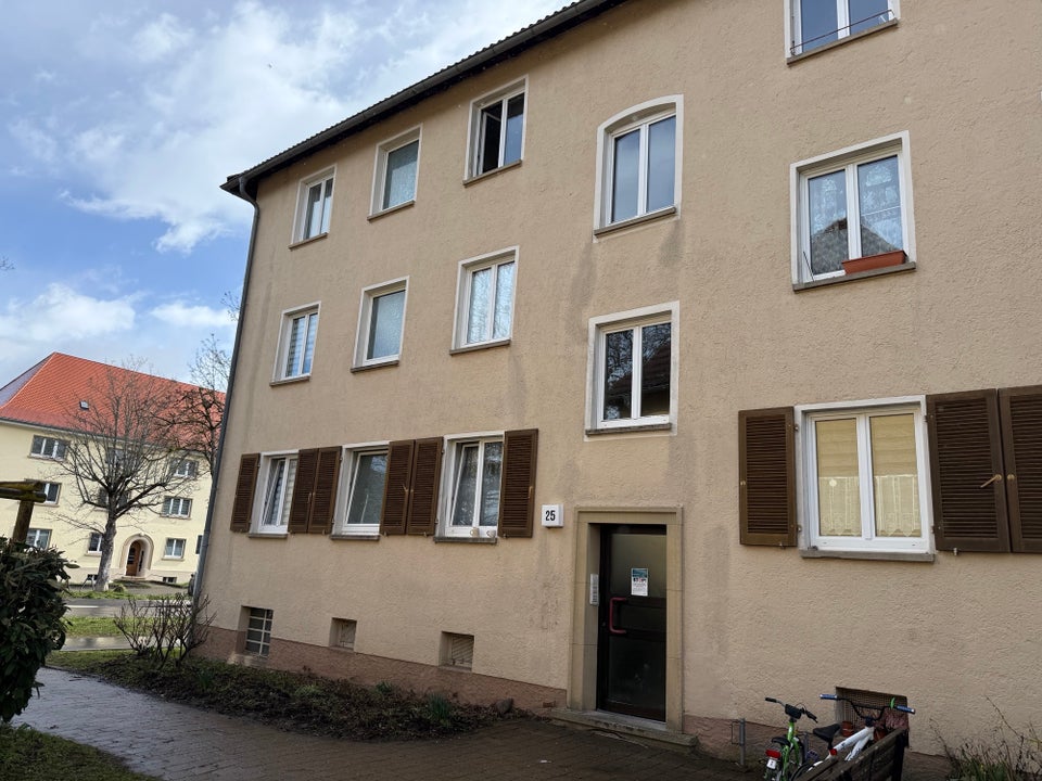 Charmante Erdgeschosswohnung in zentraler Lage von Villingen - Photo 2