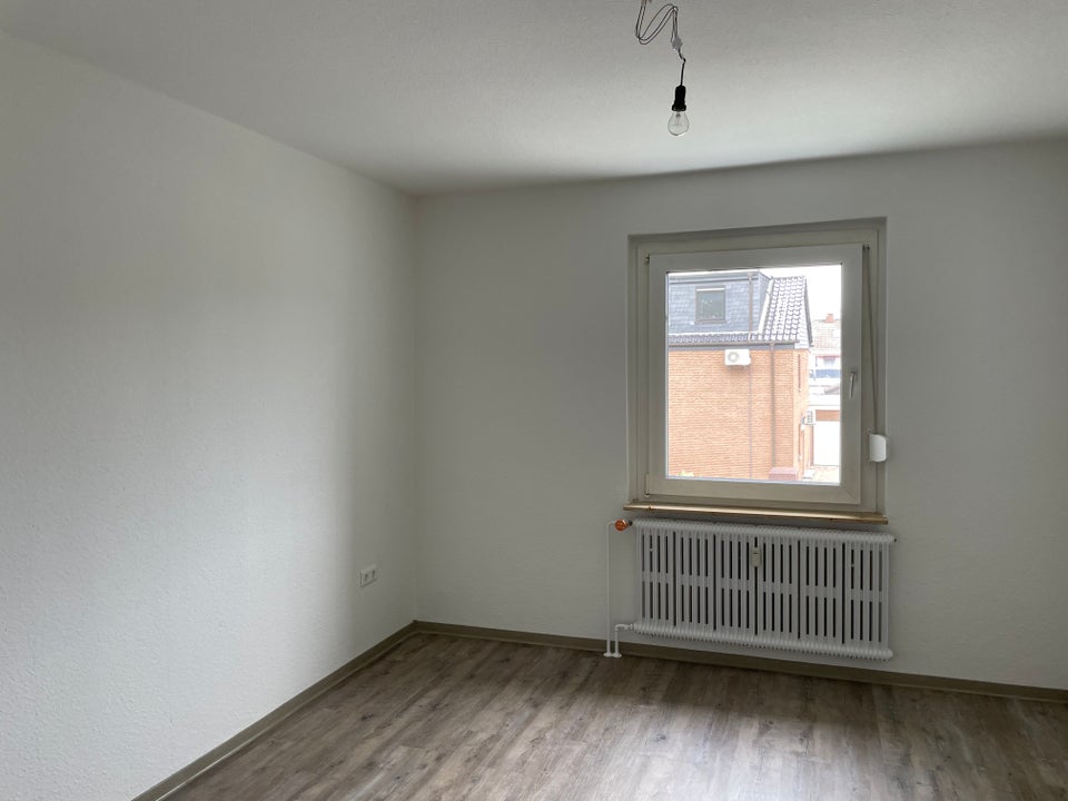 So macht wohnen Spaß: günstige 3-Zimmer-Wohnung - Foto 2