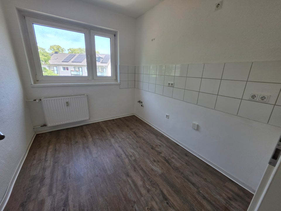 Ab sofort: 4-Zimmer-Wohnung in modernem Wohnhaus in Dormagen - Photo 3