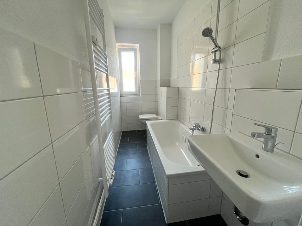 Gelegenheit: interessante 2,5-Zimmer-Wohnung - Foto 3