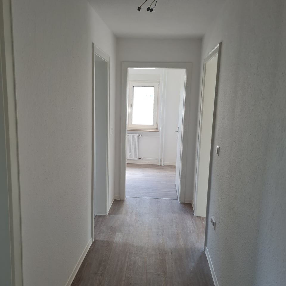 Interessante 3-Zimmer-Wohnung mit sonnigem Balkon und guter Raumaufteilung - Foto 4