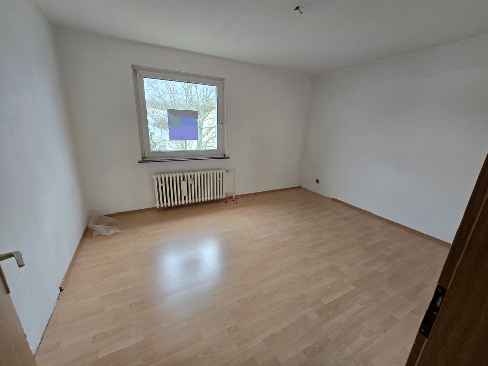 Sanierte 2-Zimmer-Wohnung in Hassels - Ruhige Lage, moderne Wohnung - Foto 2