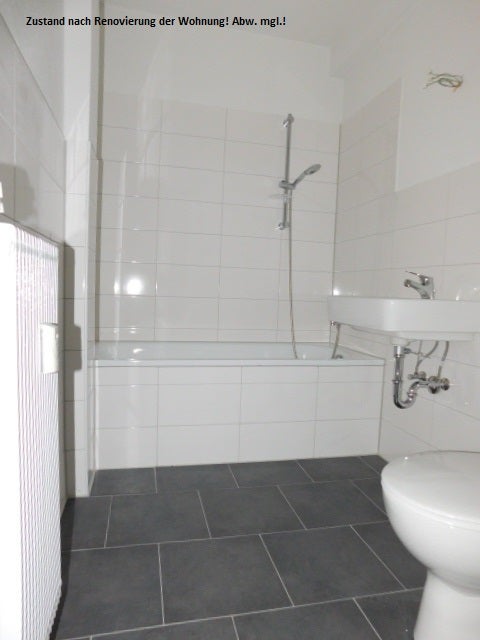 Einziehen und Wohlfühlen - 3-ZKDB im EG mit Balkon zentral gelegen und renoviert... - Photo 5