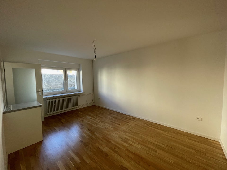 Moderne 1-Zimmer-Wohnung mit Einbauküche - Foto 1