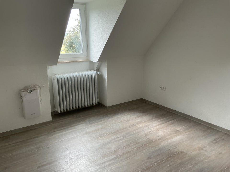 Nette Nachbarn gesucht: gemütliches Nest unter dem Dach - Foto 4