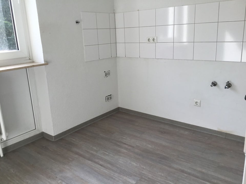 Umzug ohne Stress - die Renovierung übernehmen wir für Sie! - Photo 1