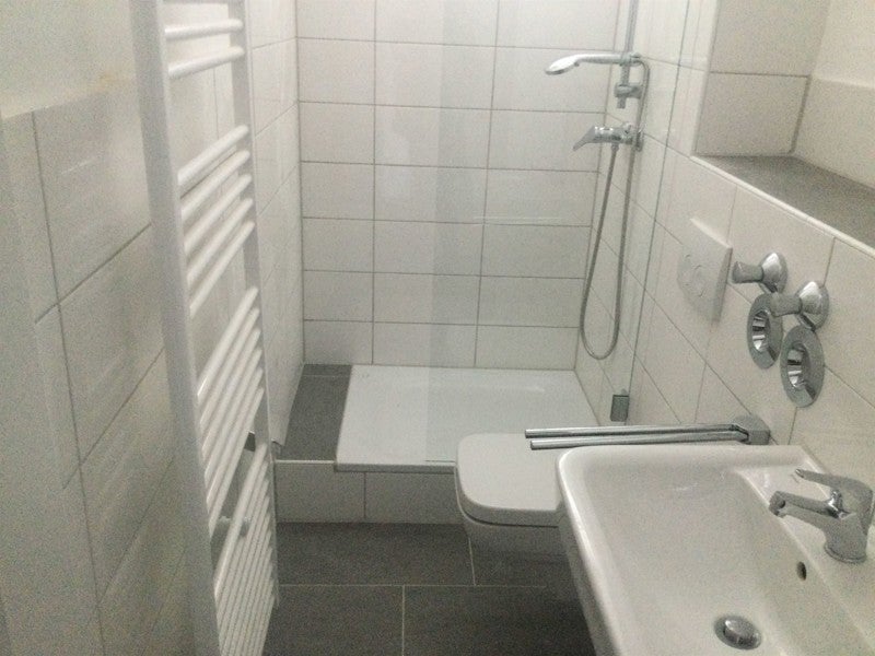 Frisch renovierte 3-Zimmer-Wohnung mit Balkon! - Foto 2