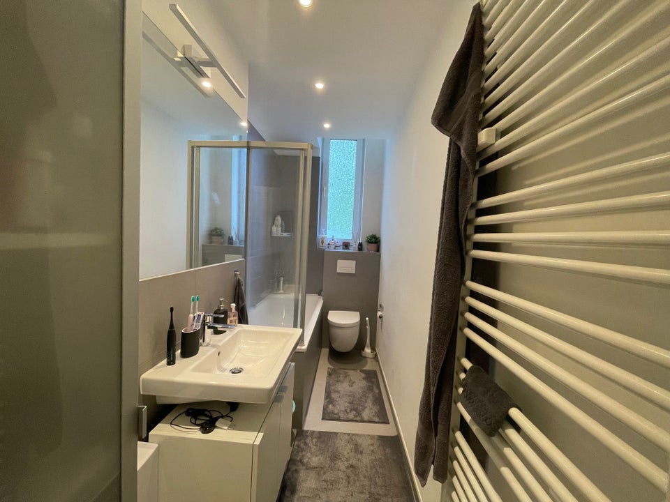 Wunderschöne 2-Zimmer-Wohnung in Oberbilk zum 1.12 - Mit Einbauküche - Foto 5