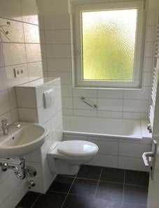 Ihre neue Wohnung: Sanierte/ Renovierte 3-Zimmer-Wohnung in Stadtlage - Foto 1