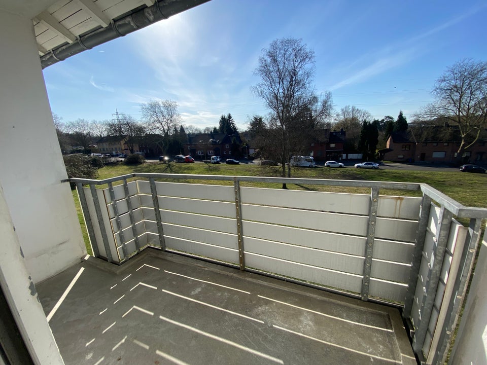 Smarter wohnen – modernisierte 2-Zimmer-Wohnung mit Balkon - Photo 4