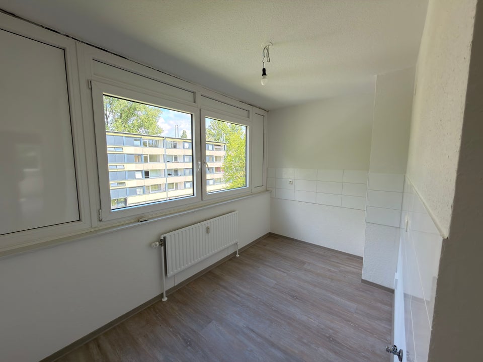 Das Glück hat ein Zuhause: großzügige 3-Zimmer-Wohnung - Photo 2