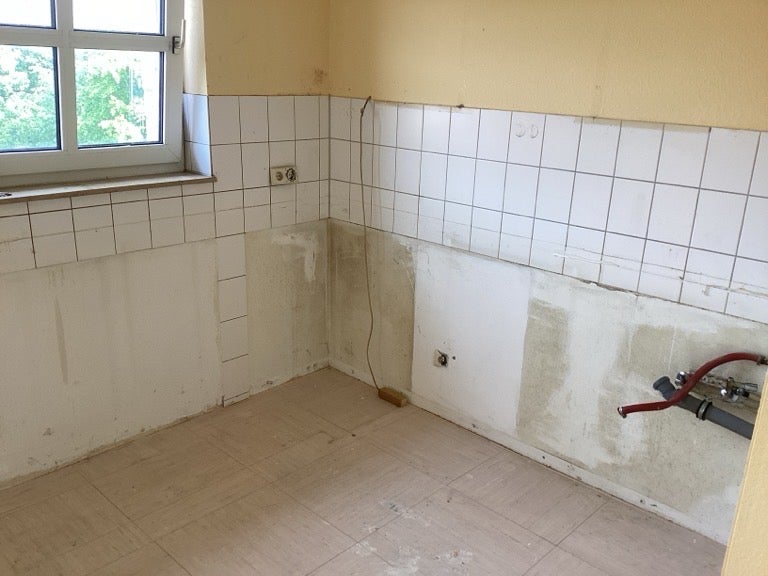 Schöne, renovierte 4-Zimmer-Wohnung mit großem Balkon für Familien! - Foto 3
