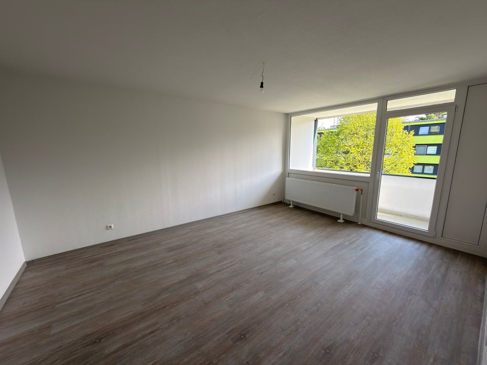 Ihr neues Zuhause: interessante 3,5-Zimmer-Wohnung - Photo 1