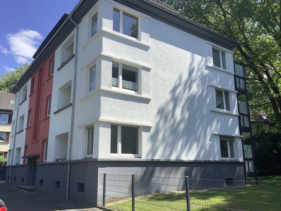 Preiswerte und ansprechende 2,5-Zimmer-Wohnung - Foto 2