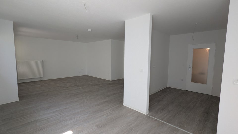 Perfekt für Ihre Familie; 4-Zimmer-Whg. im EG mit Terrasse - Foto 1