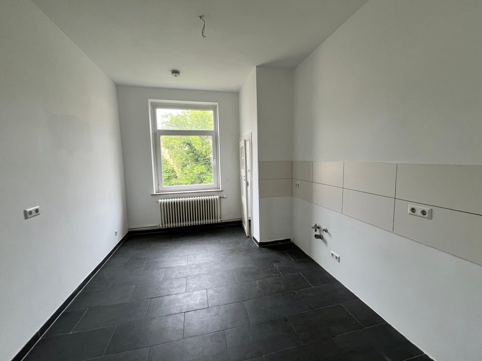 Zentral gelegen- 4-Zimmer für Familien oder WG geeignet - Foto 2