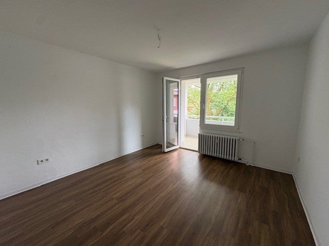 Modernisierte 2-Zimmer-Wohnung mit Balkon in ruhiger Lage - Foto 2