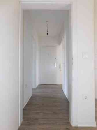 Schöne 2-Raumwohnung renoviert in ruhiger Lage am Crönpark... incl. anstehender Objektmodernisierung - Photo 4