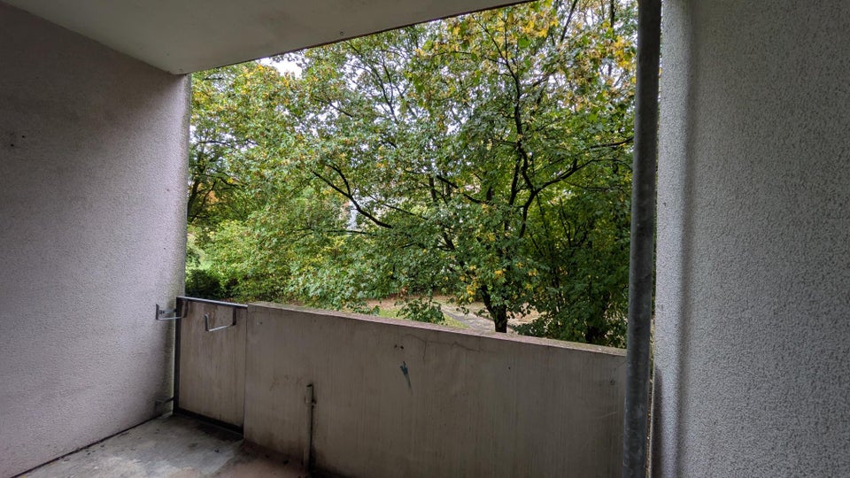Modernisierte 2- Zimmer-Wohnung mit Balkon - Foto 5