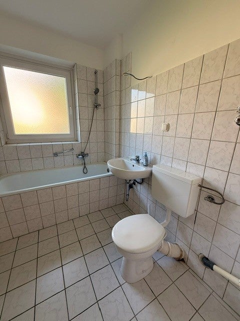 Neue Wohnung, neues Glück! Ansprechende 3-Zi.-Wohnung - Foto 3