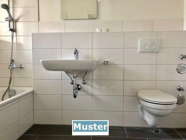 Umzug gefällig? renovierte 3-Zimmer-Wohnung - Foto 2