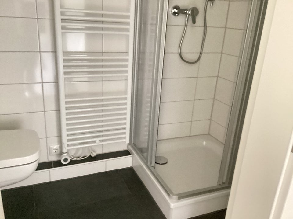 Leipzig Miltitz- zu Fuß zum See ! 1 Zimmer Wohnung - Photo 4
