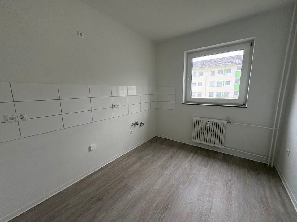 Willkommen Zuhause – Charmante 2-Zimmer-Wohnung mit Modernisierungsperspektive - Photo 3