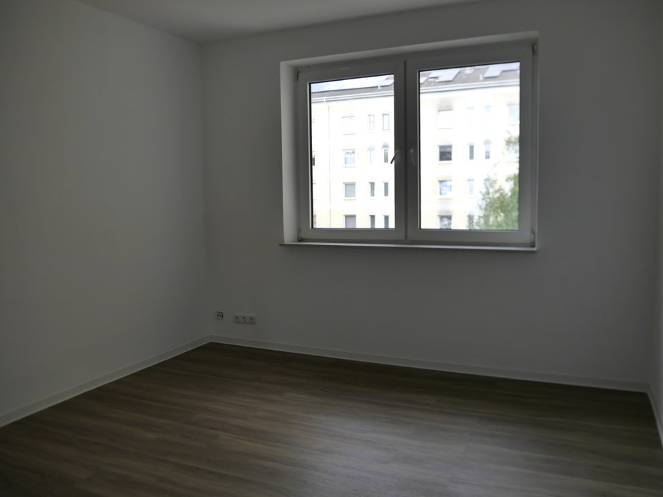 Schöne 1,5-Zimmer-Wohnung mit Tageslichtbad in Offenbach zu vermieten - Foto 1