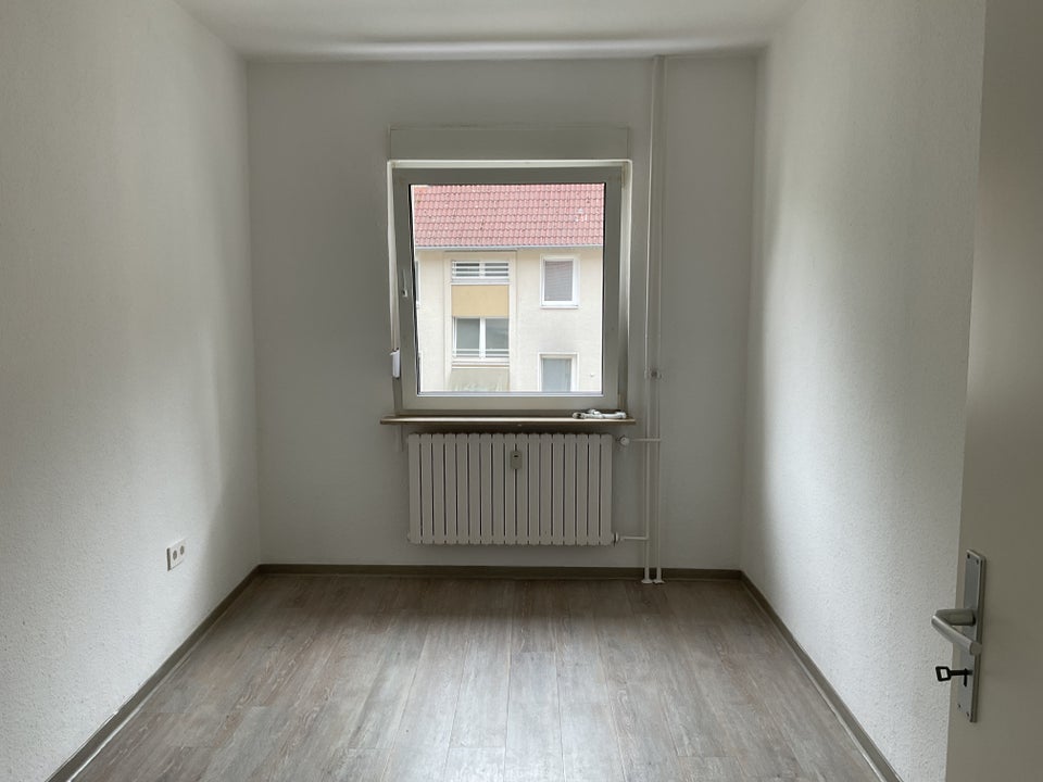 Sehr schöne Wohnung im Grünen eingebettet - Photo 1