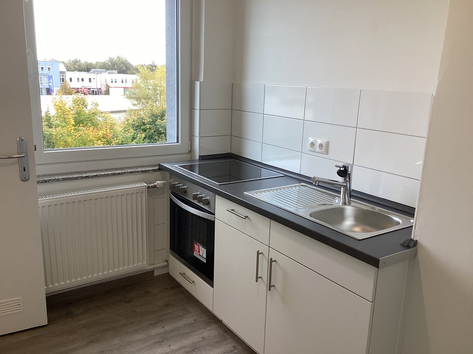 Hier macht wohnen Spaß: praktisches 1-Zi.-Appartment mit Balkon sofort anmietbar. - Foto 2