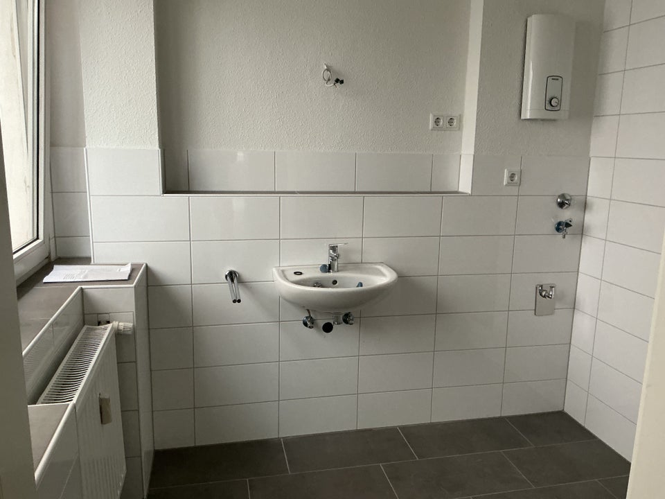 Leben mitten in der Stadt. Geräumige 2,5-Zimmer-Stadtwohnung - Foto 3