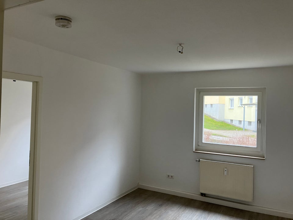Zuhause fühlen: geräumige 4-Zimmer-Wohnung - Photo 5