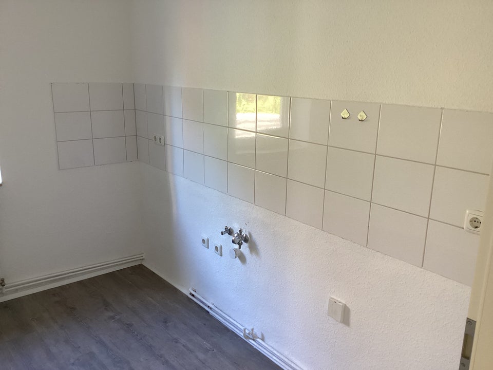 Schöner Wohnen: weitläufige 4-Zimmer-Wohnung - Photo 3