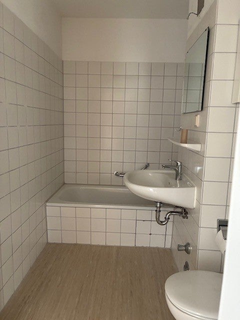 Hoch hinaus zum kleinen Preis: gemütliches Nest unter dem Dach - Foto 1