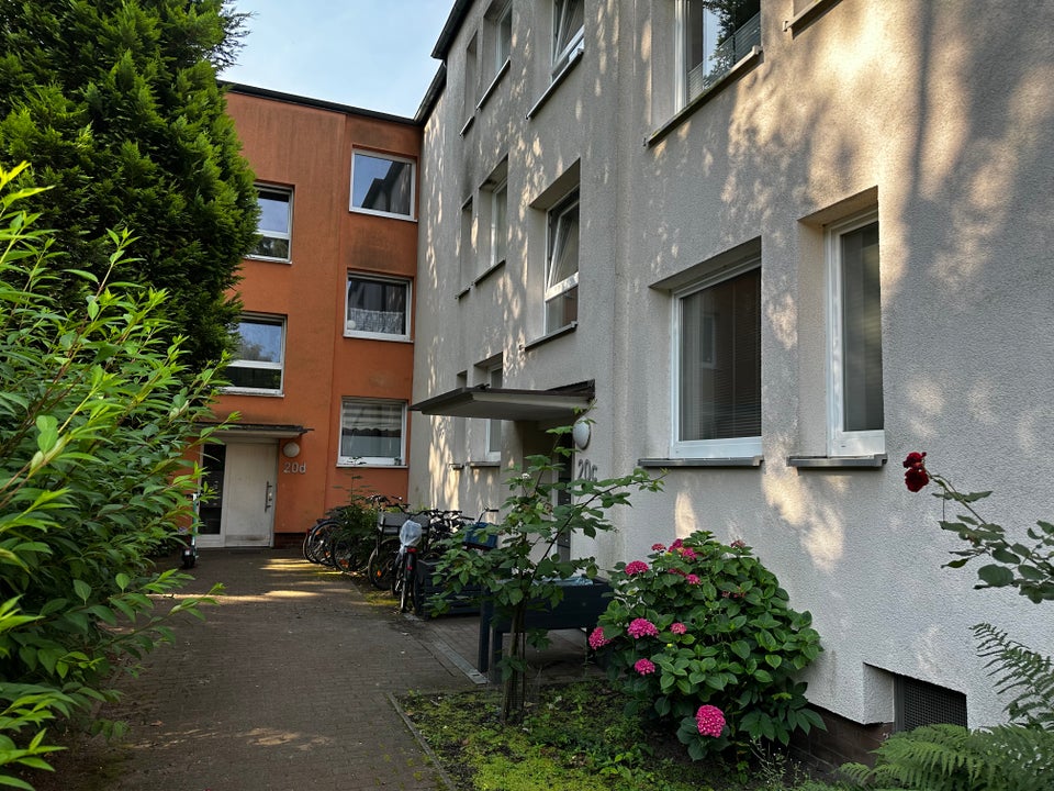 Ihre Zukunft - Ihre Wohnung: Sanierte 3-Zimmer-Wohnung - Photo 3