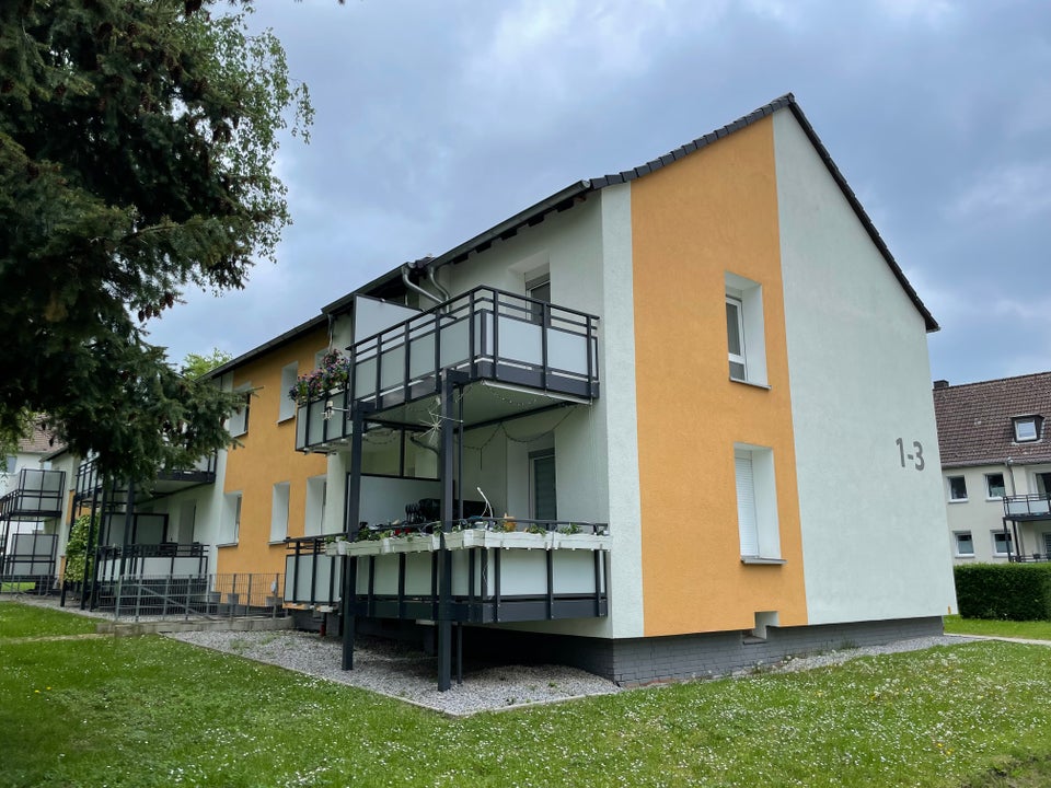 Reinkommen und Wohlfühlen: ansprechende 2,5-Zimmer-Wohnung - Foto 3