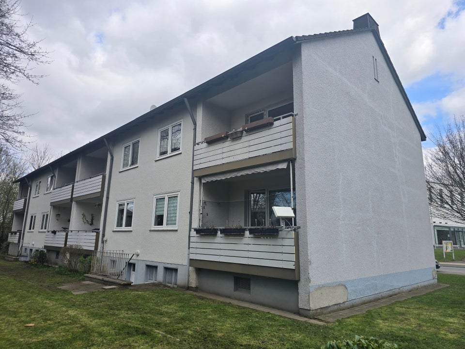 2-Zimmer Wohnung im 1. OG mit Balkon - Foto 2
