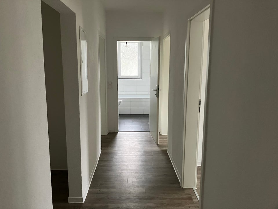 Perfekt! Großzügige 3-Zimmer-Wohnung sucht Mieter - Photo 1