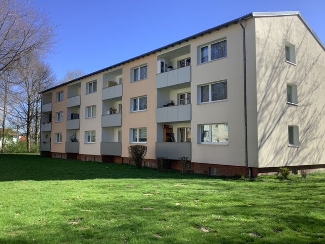 Sanierte 3 Zimmer-Wohnung mit Balkon - Photo 2