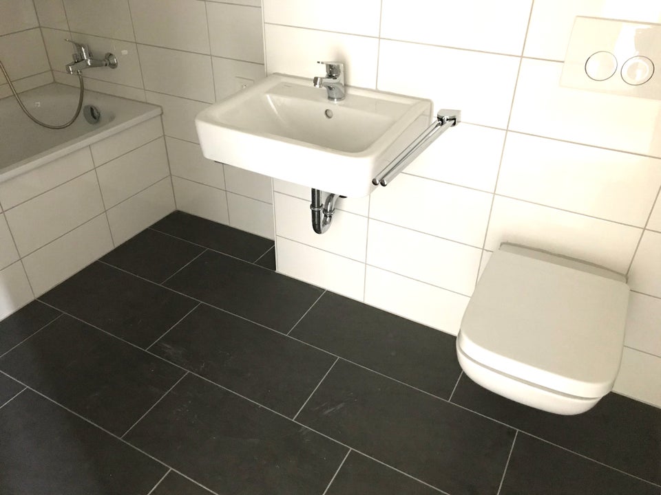 Eleganz und Komfort auf 3 Zimmern - Wilkommen zuhause! (mit Aufzug) - Foto 2