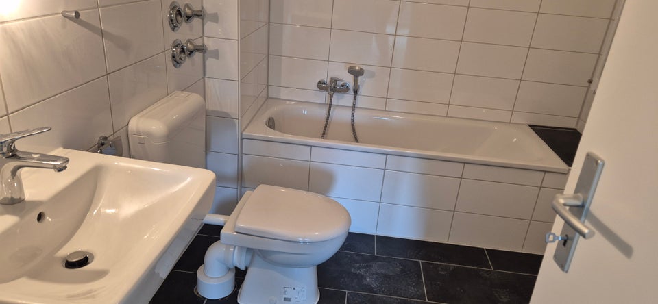 Wo das Leben so spielt - interessante 2-Zimmer-Wohnung - Photo 4