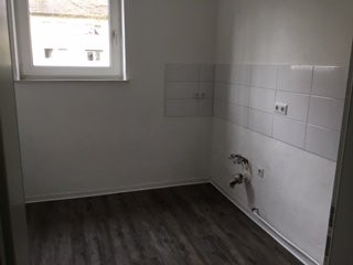 In beliebter Lage wohnen! 4-Zimmer-Wohnung - Foto 2