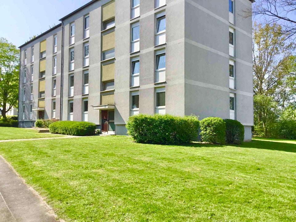 3-Zimmer-Wohnung mit Wand und Bodenbelag in grüner Lage - Foto 4