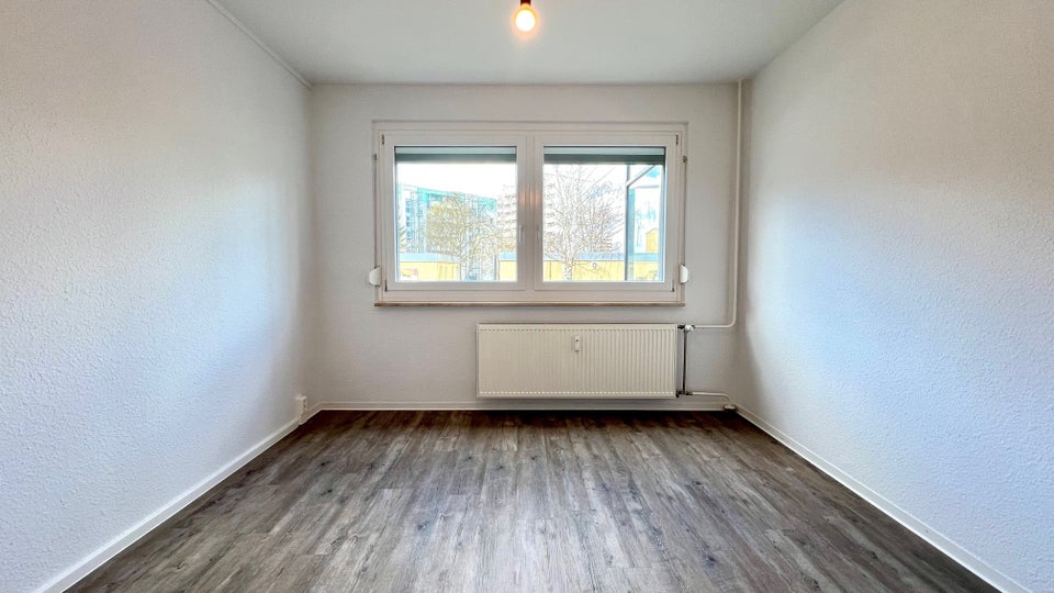 Schöne 3-Zimmerwohnung mit Balkon im Erdgeschoß! - Photo 3