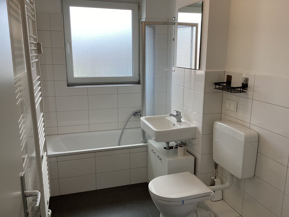 Ihr neues Zuhause: helle 3-Zimmer-Wohnung in guter Wohnlage - Photo 3
