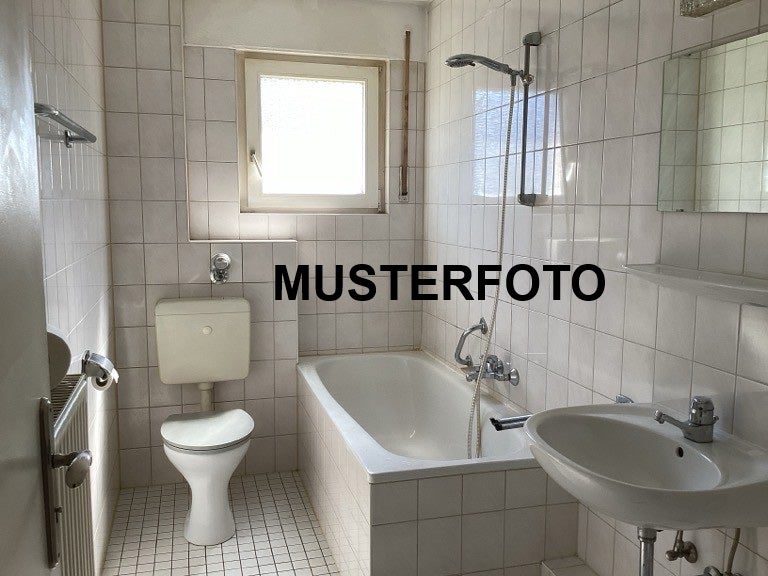 Willkommen Zuhause: praktische 2,5-Zimmer-Wohnung - Foto 2