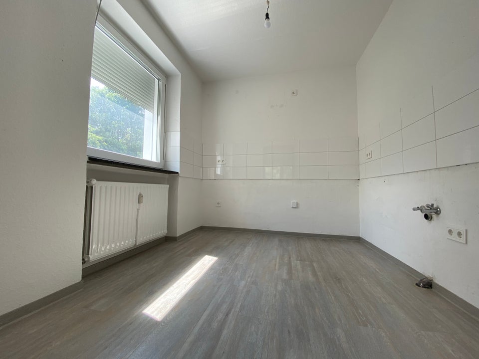 Schöne Wohnung sucht Mieter: Bezugsfertige 2-Zimmer Wohnung - Foto 1