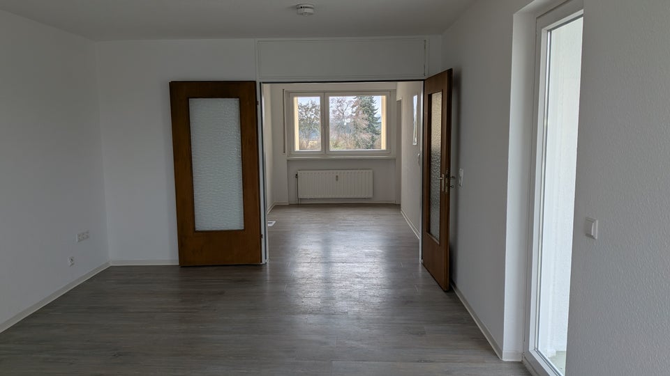 Große 3-Zimmer-Wohnung mit Wintergarten & Balkon - Photo 4