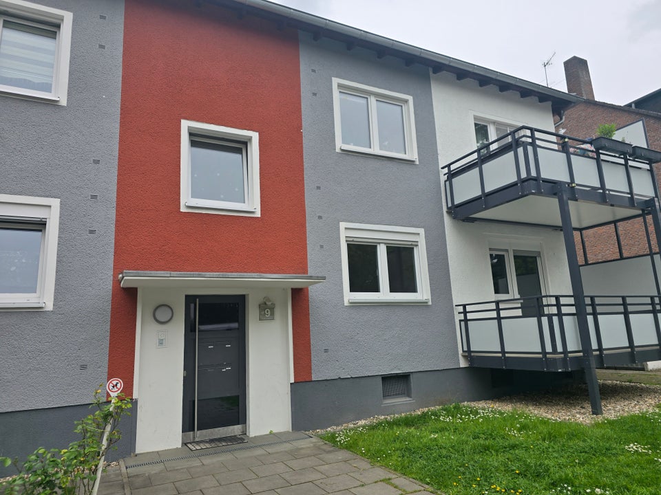 Willkommen Zuhause: geräumige 3-Zimmer Wohnung mit Balkon - Foto 3
